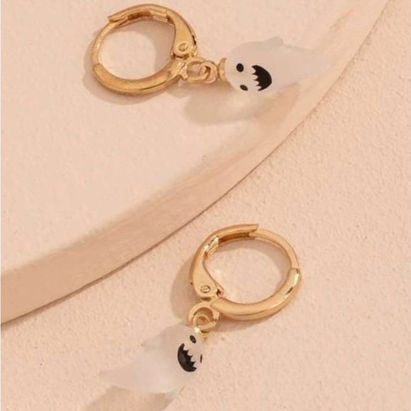 “Happy Lil Ghost” Frosted Glass Whimsy Halloween Cute Goth Spirit Spectre Dangle - Picture 6 of 10